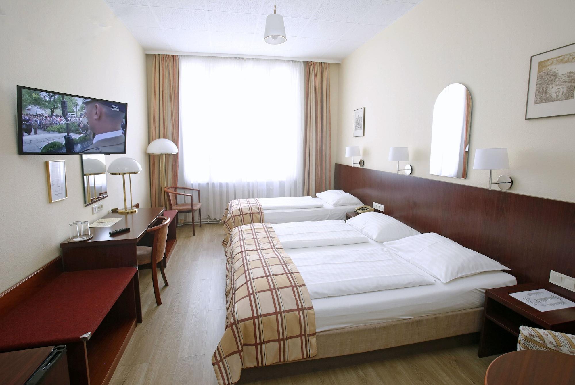 Continental Hotel-Pension Вена Экстерьер фото