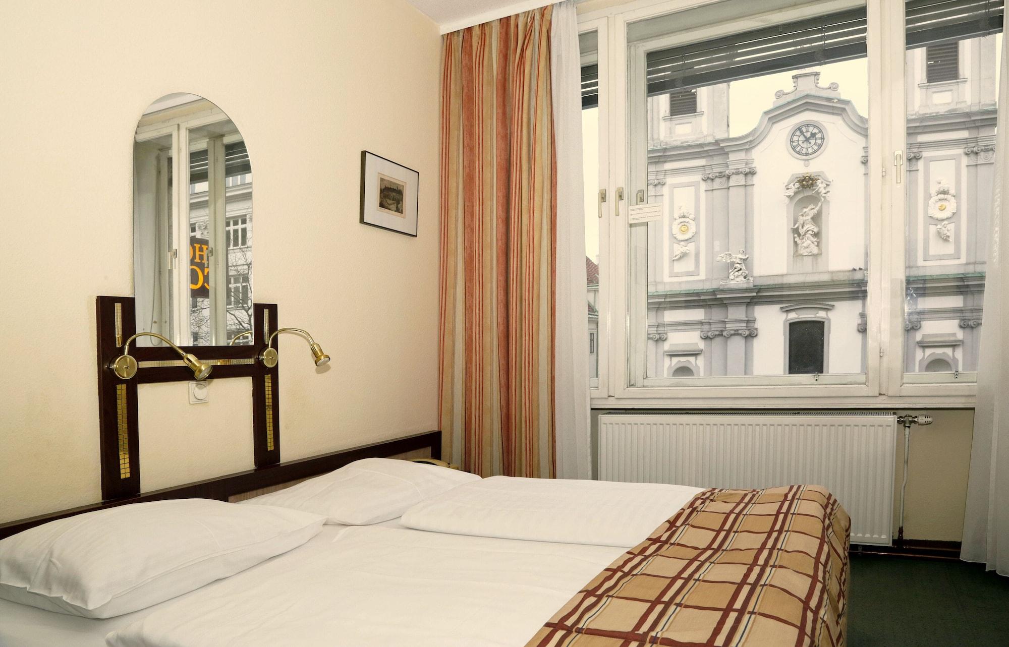 Continental Hotel-Pension Вена Экстерьер фото