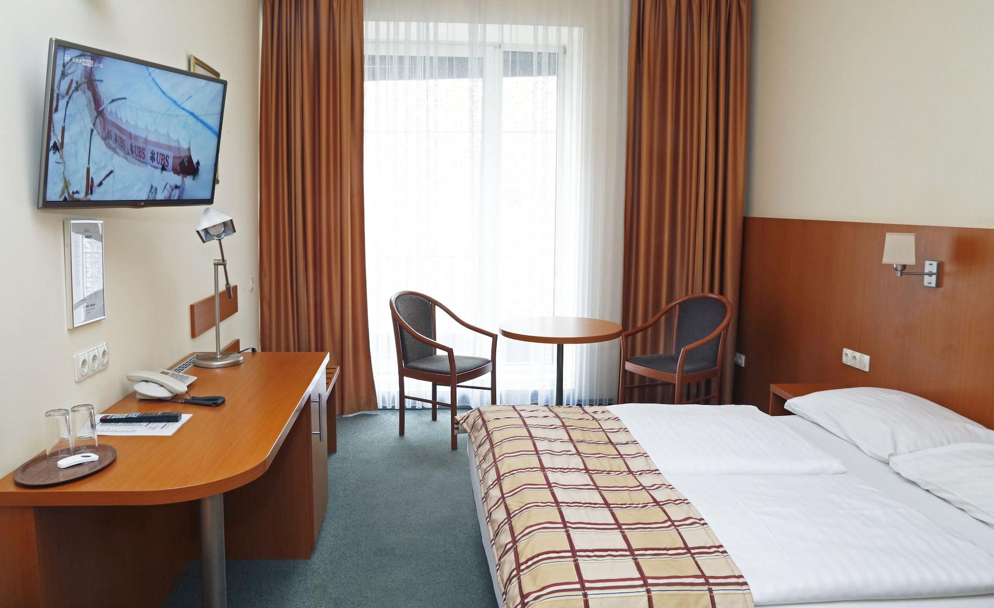 Continental Hotel-Pension Вена Экстерьер фото