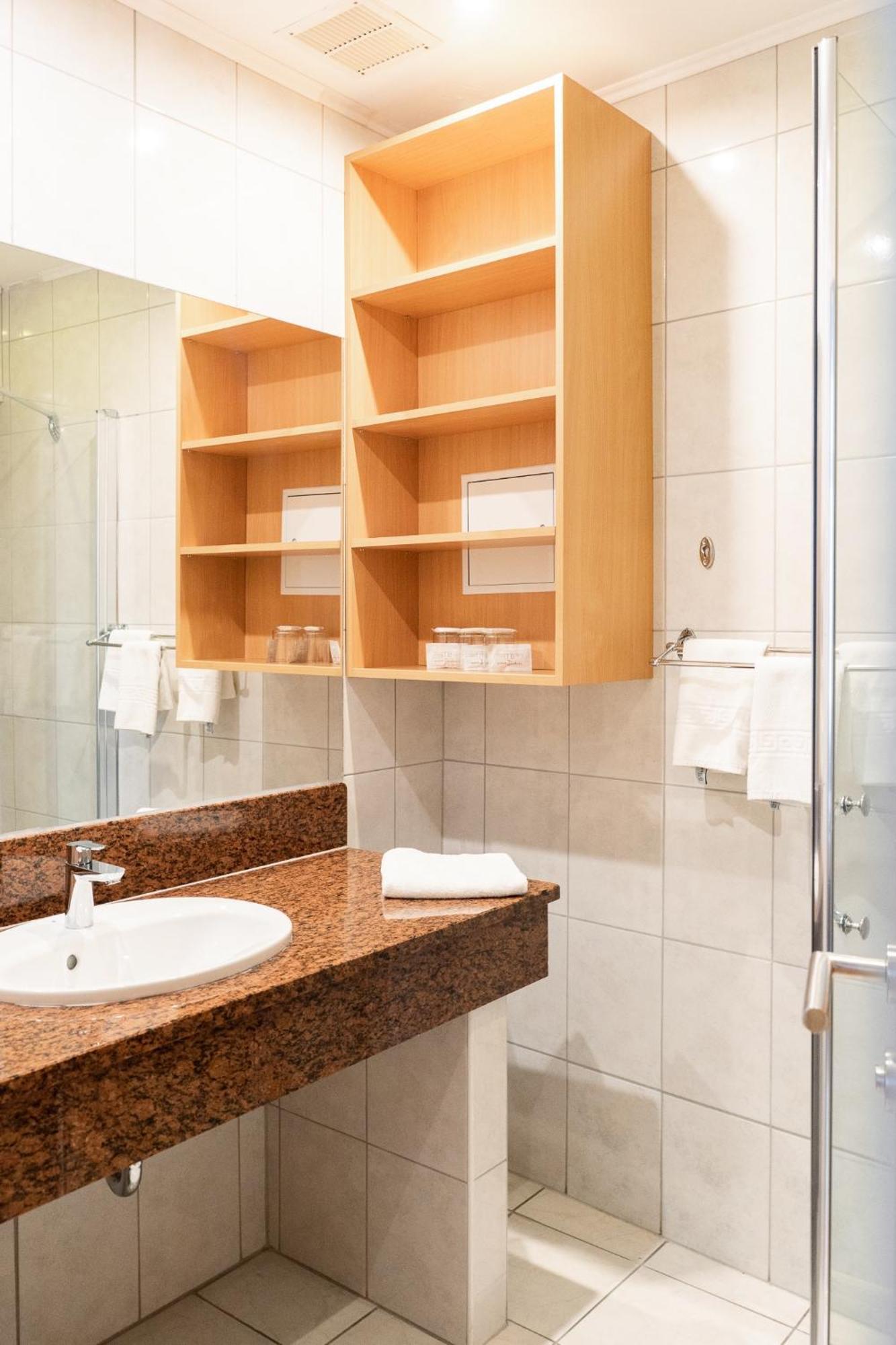 Continental Hotel-Pension Вена Экстерьер фото
